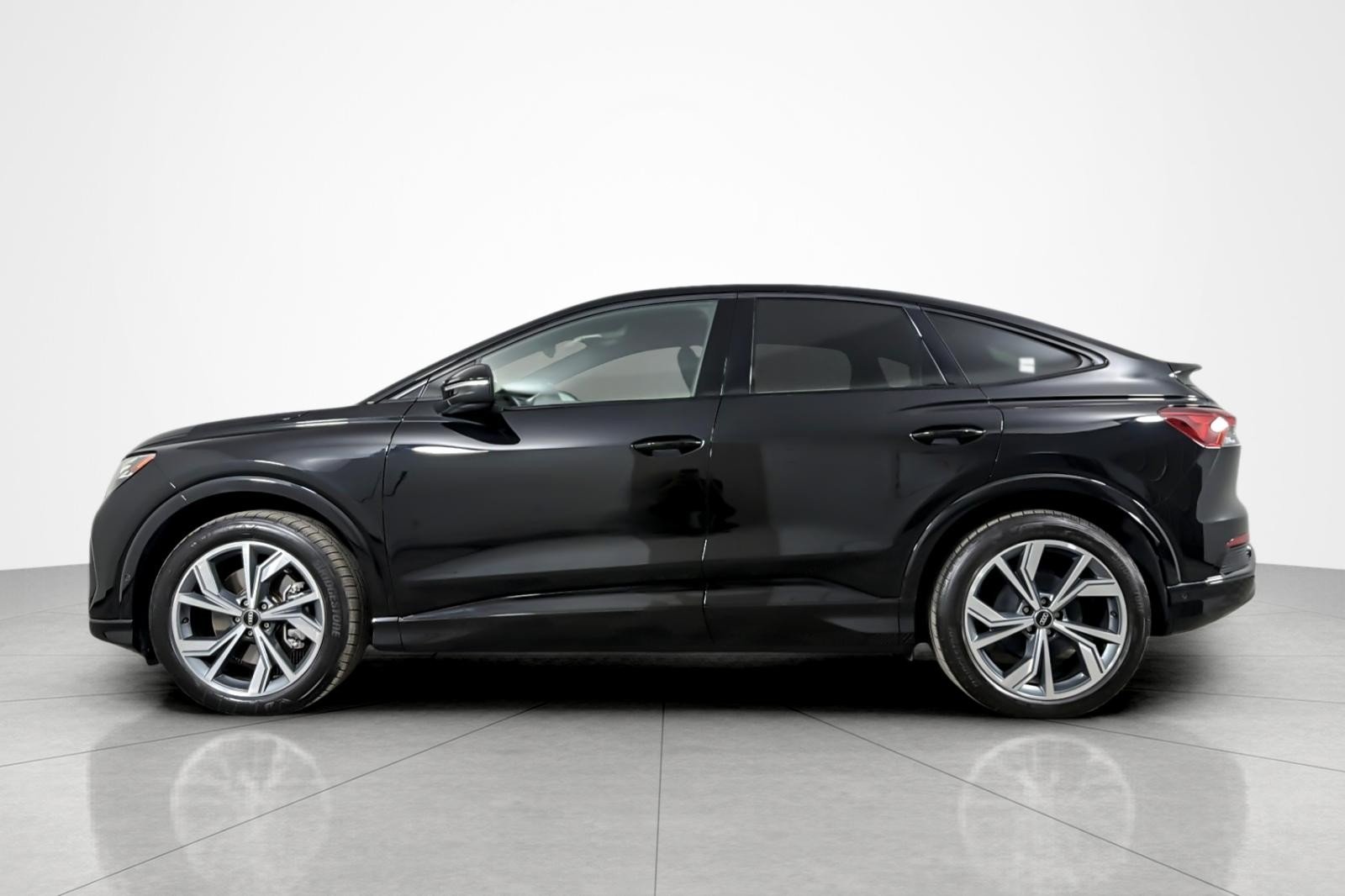 audi q4 sportback e-tron 2024 WA14UBFZ4RP046436 image audi q4 sportback e-tron 2024 WA14UBFZ4RP046436 image